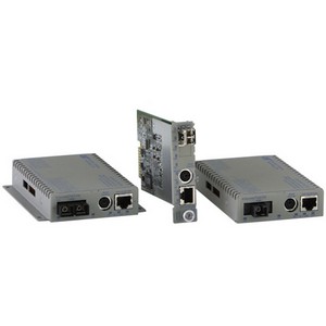 Omnitron iConverter GX/TM 10/100/1000Base-T to 1000Base-X Media Converter 8923-2-A