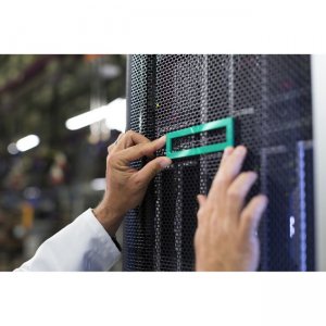 HPE Solid State Drive P09685-H21